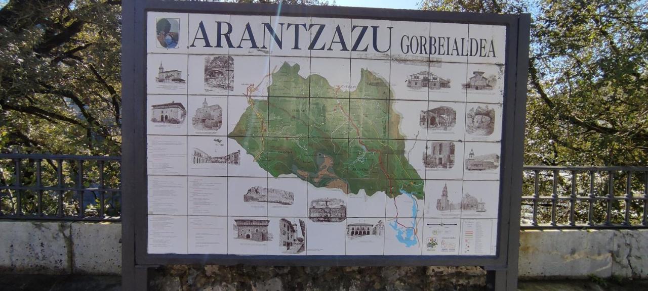 Alojamiento Rural, Jardin, A 25 Minutos De Bilbao, Parking Gratuito Arantzazu Exterior photo